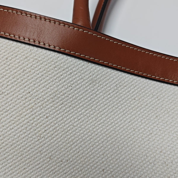Authenticated pre-owned CABAS CELINE Medium Canvas Beige - Top Handle Bag at Looply