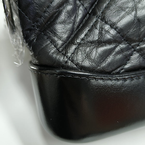 GABRIELLE Small Quilted Calfskin Black