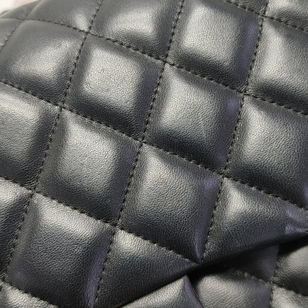 CLASSIC FLAP Jumbo Quilted Lambskin Black