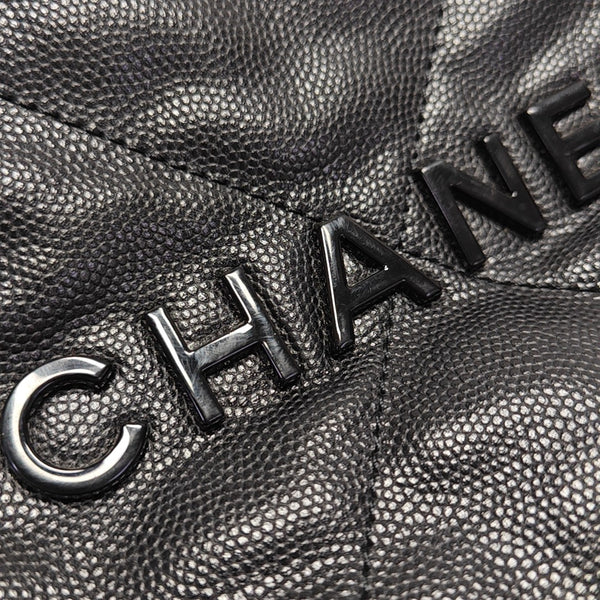 CHANEL 22 Mini Quilted Grained Calfskin Black