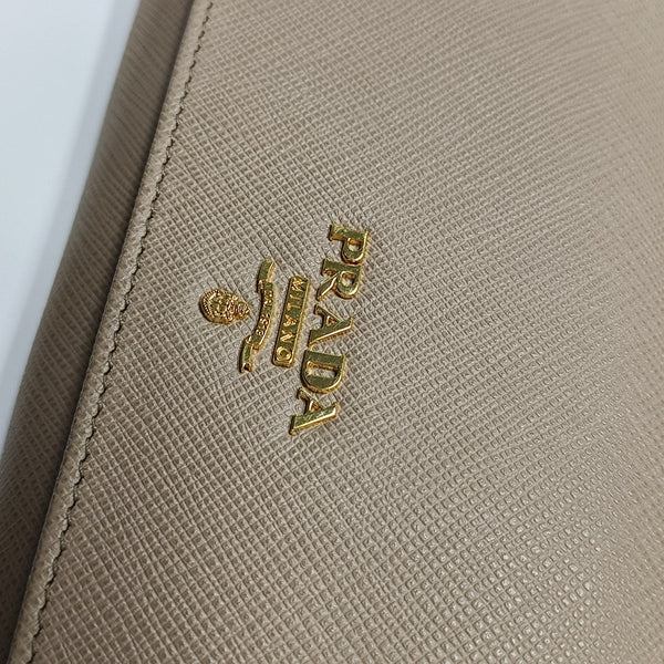 Calfskin Clutch Beige