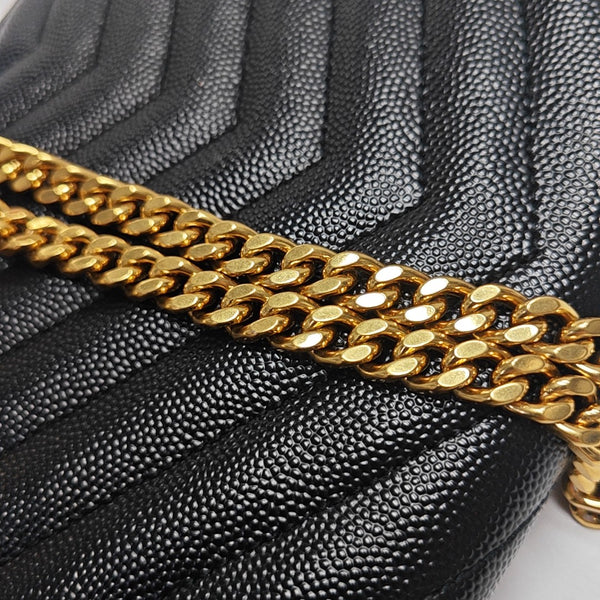 MONOGRAM Medium Chevron Calfskin Black
