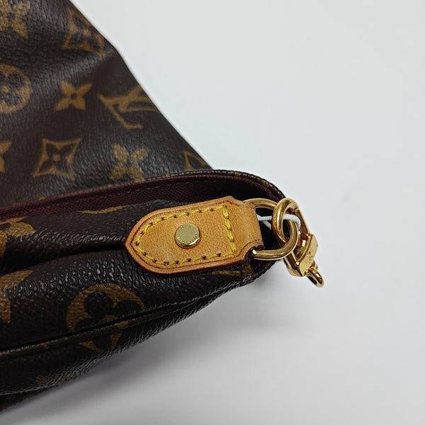 FAVORITE MM Monogram Coated Canvas Brown