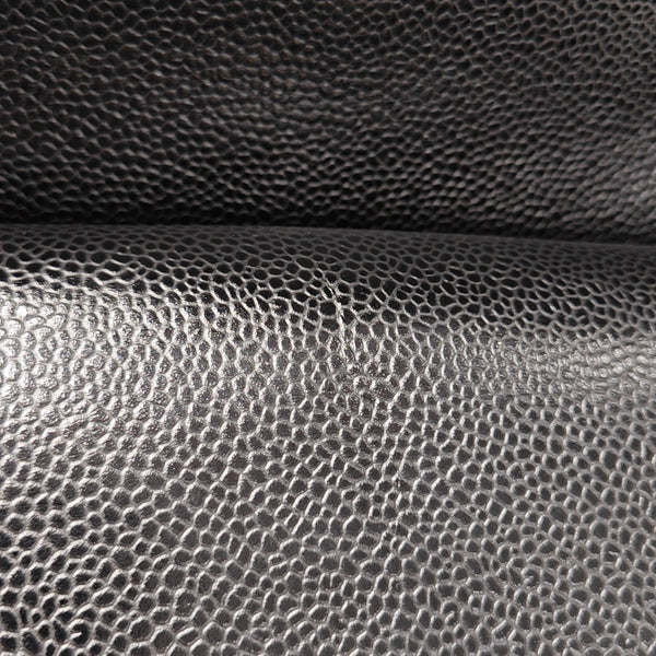 CLASSIC FLAP Medium Quilted Grained Calfskin Black