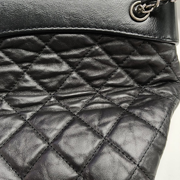 GABRIELLE Small Quilted Calfskin Black