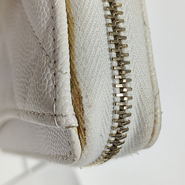 Quilted Grained Calfskin Card Holder White