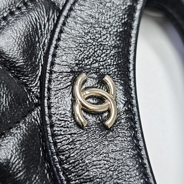 CHANEL 31 Quilted Waxed Cafskin Black