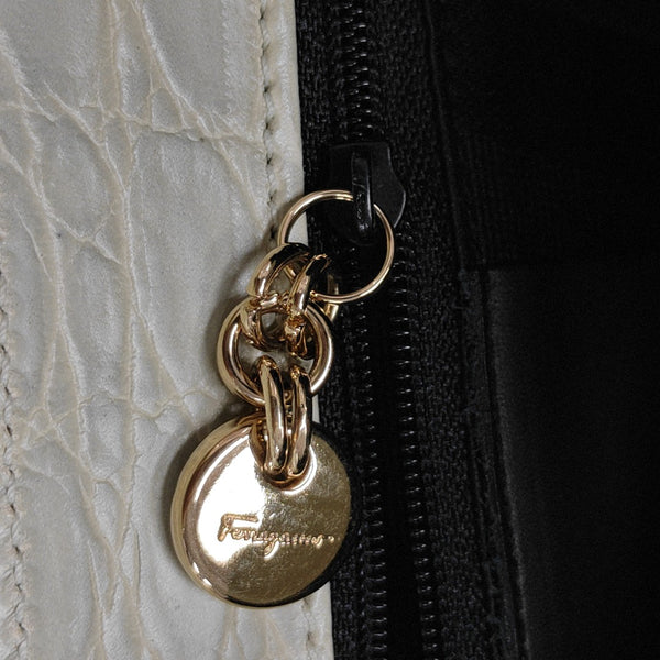 Calfskin Shoulder Bag Green