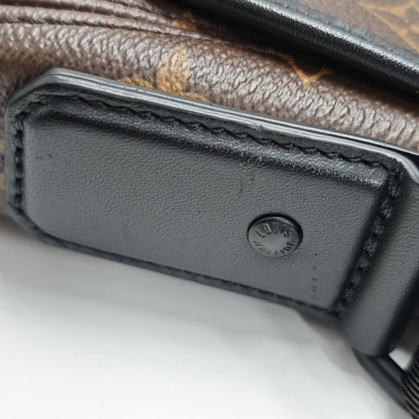 MAGNETIC Monogram Coated Canvas Brown