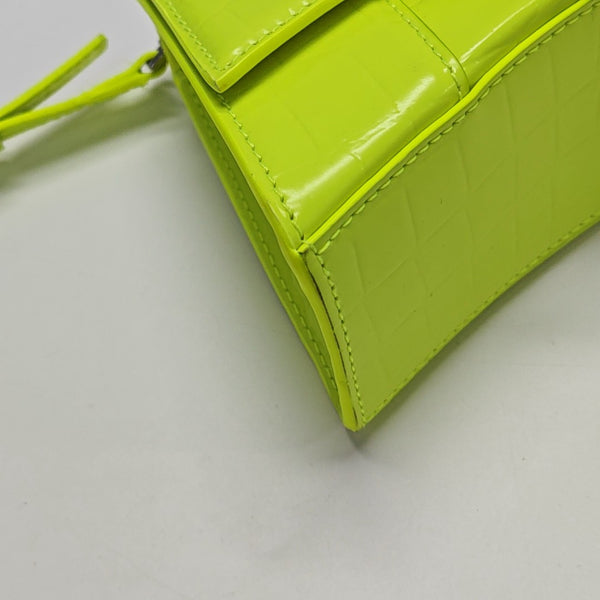 Hourglass XS Calfskin Green