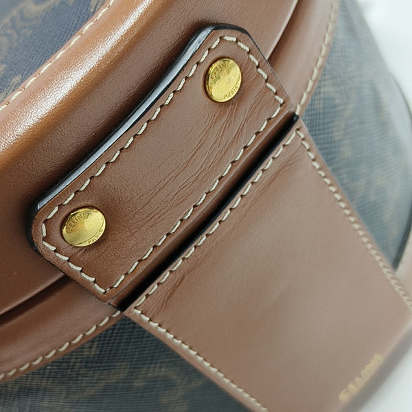 TRIOMPHE Medium Coated Canvas Brown