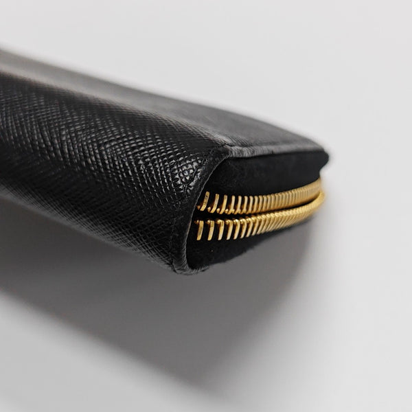 Zippy Wallet Saffiano Calfskin Black Wallet