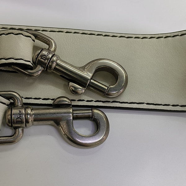 J'adior Calfskin White