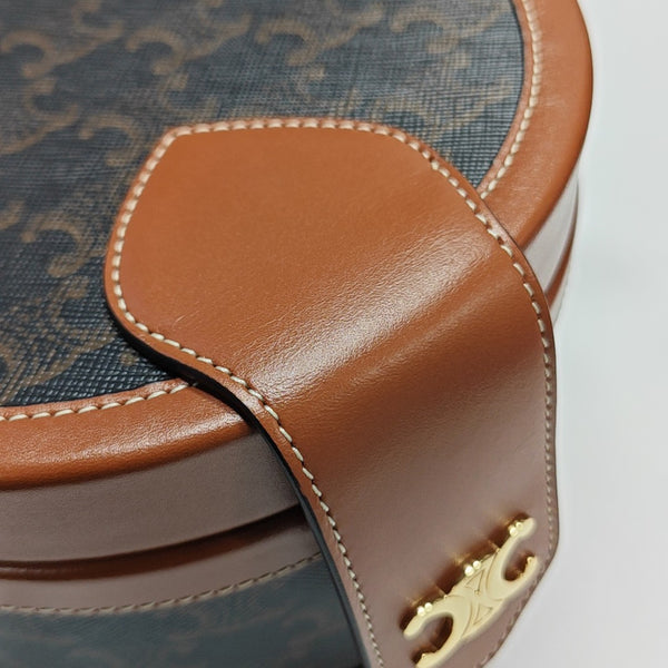 TRIOMPHE Medium Coated Canvas Brown
