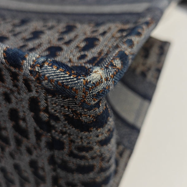 Book Tote Medium Oblique Denim Blue