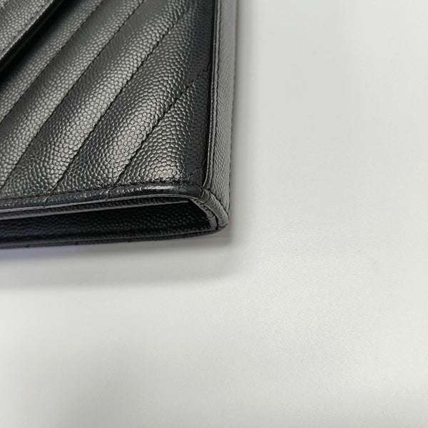 MONOGRAM Medium Chevron Calfskin Black