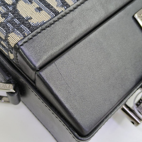 Lock Oblique Canvas Blue