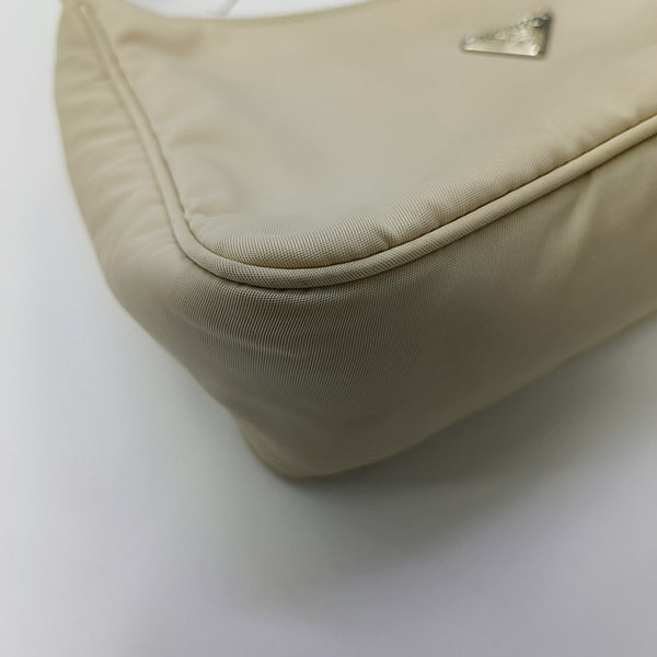 Re-Edition2000 Mini Nylon Beige