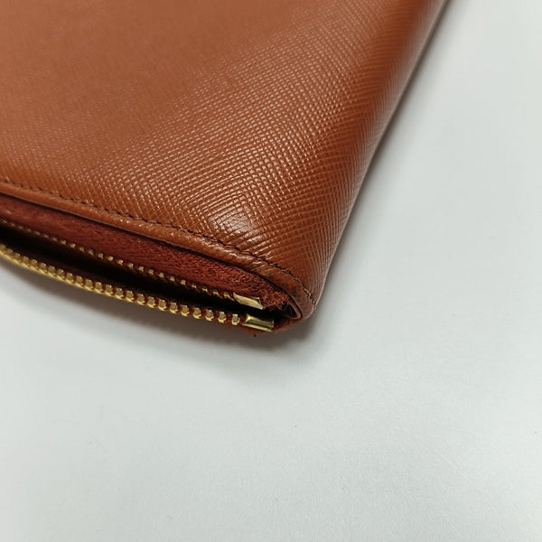 Zippy Wallet Saffiano Calfskin Orange Wallet
