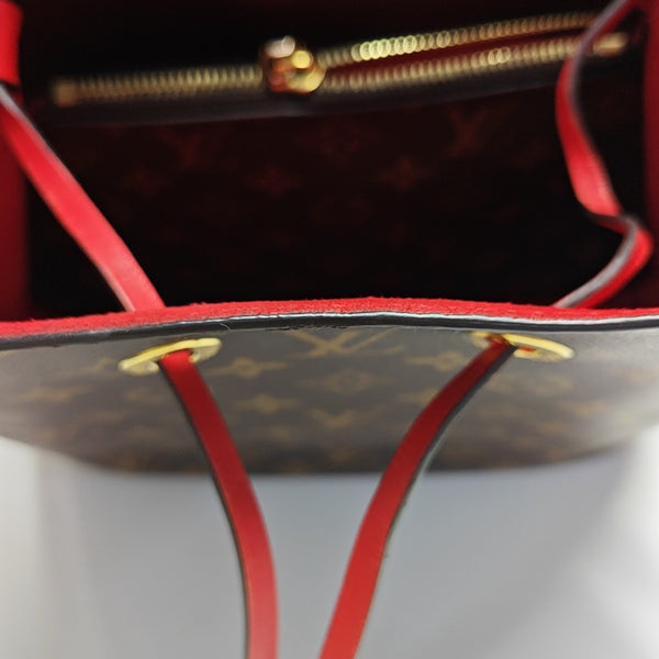 NÉONOÉ MM Monogram Coated Canvas Brown