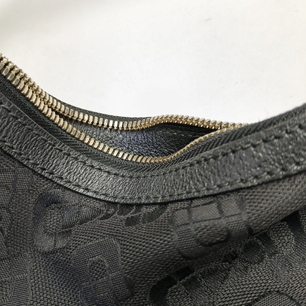 Canvas Black