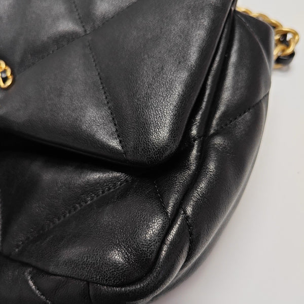 CHANEL 19 Small Quilted Lambskin Black
