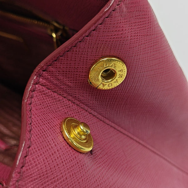 Galleria Medium Saffiano Calfskin Red