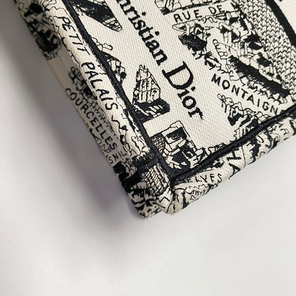 Book Tote Medium Canvas White