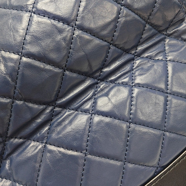 GABRIELLE Medium Quilted Calfskin Blue