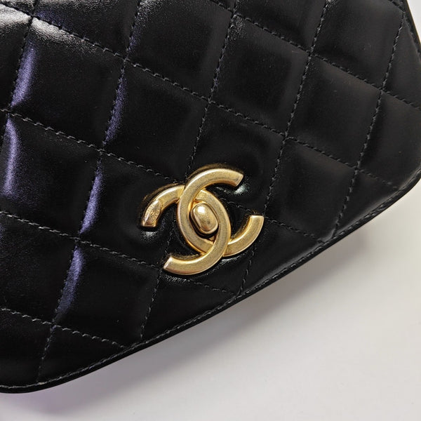 Quilted Calfskin Shoulder Bag Black