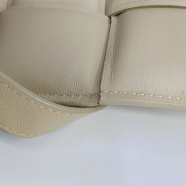 Cassette Medium Lambskin Beige