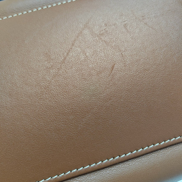 16 Medium Calfskin Brown