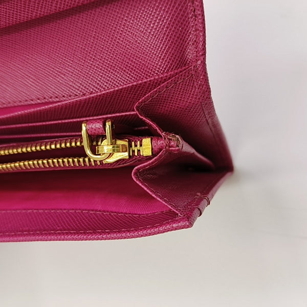 Fiocco Bow Calfskin Pink Wallet