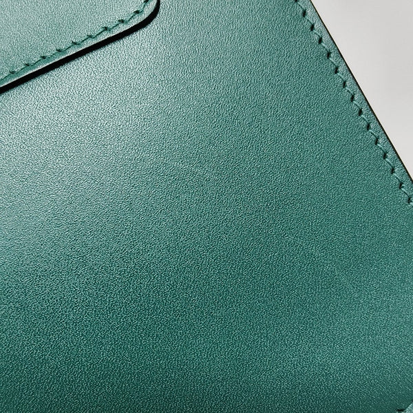 SERPENTI FOREVER Quilted Calfskin Green