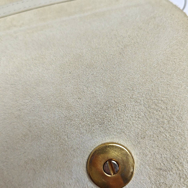 Authenticated pre-owned Diorama Cannage Calfskin White - Shoulder Bag at Looply