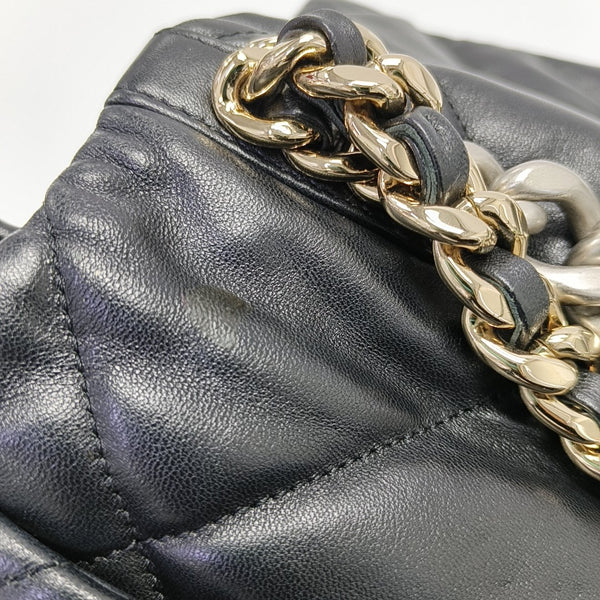 CHANEL 19 Large Quilted Lambskin Black