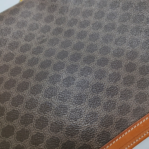 MACADAM CLUTCHE Coated Canvas Brown