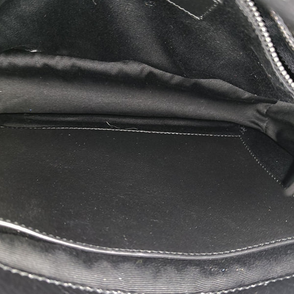 NIKI Medium Chevron Calfskin Black
