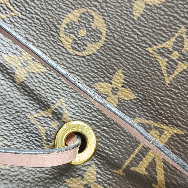 NÉONOÉ MM Monogram Coated Canvas Brown
