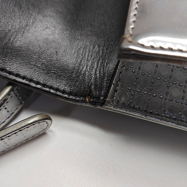 Authenticated pre-owned Diorama Medium Calfskin Grey - Shoulder Bag at Looply