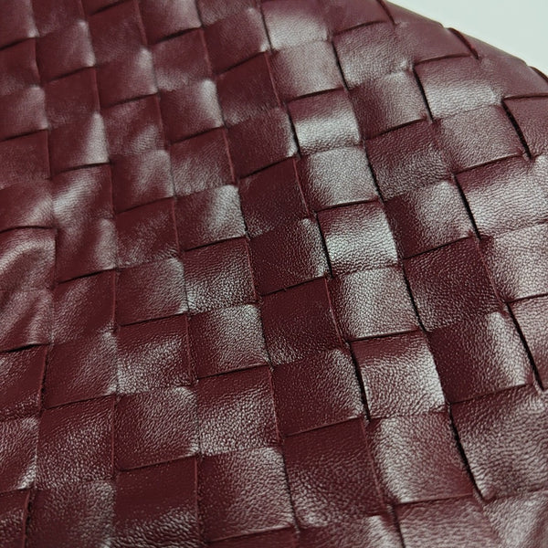 The Pouch Large Calfskin Red