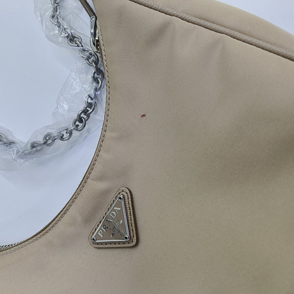 Re-Edition2005 Nylon Beige