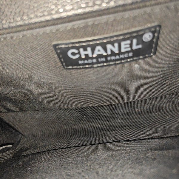 BOY CHANEL Medium Quilted Calfskin Black