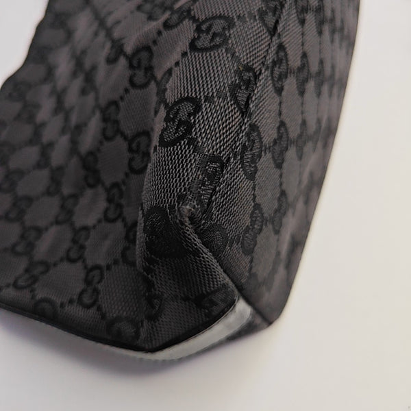 Monogram Canvas Black