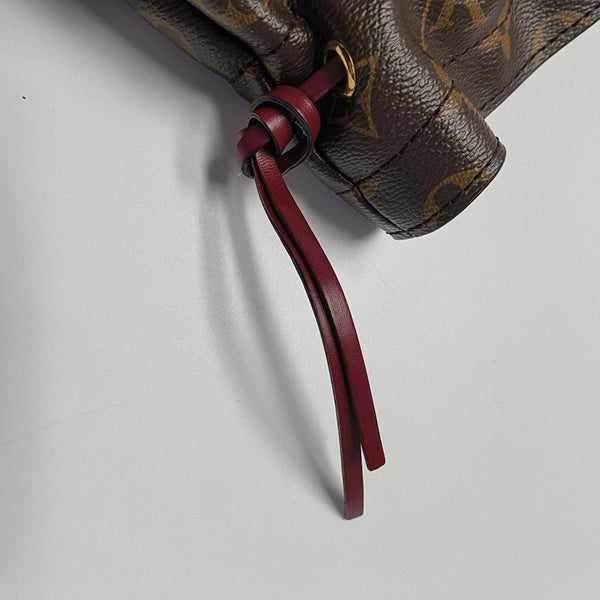 NÉONOÉ MM Monogram Coated Canvas Brown