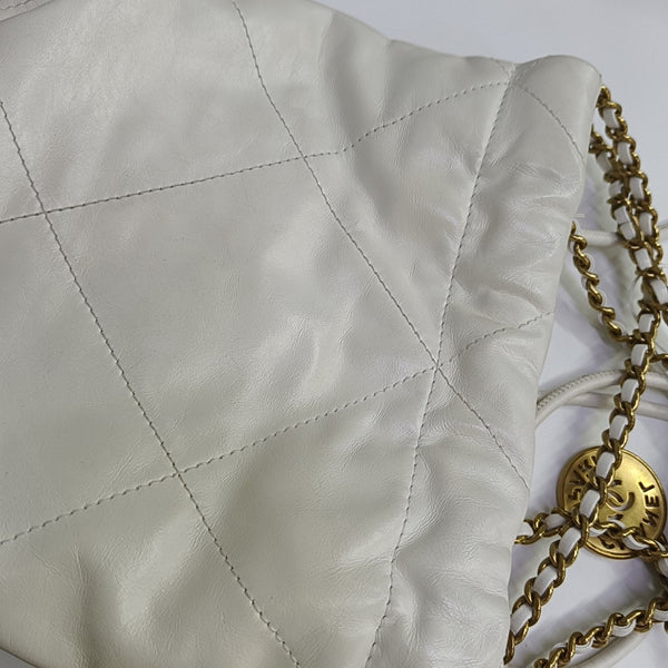CHANEL 22 Mini Quilted Calfskin White
