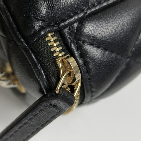 Authenticated pre-owned VANITY CASE Small Quilted Lambskin Black - Crossbody Bag at Looply