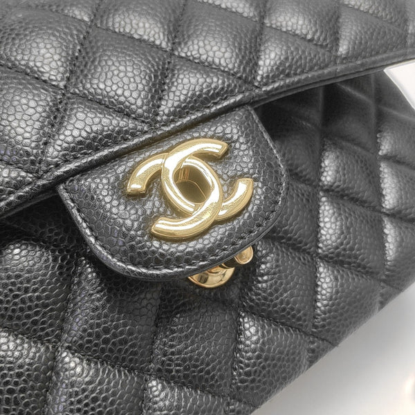 CLASSIC FLAP Small Quilted Grained Calfskin Black