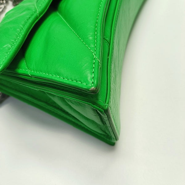 Authenticated pre-owned Crush Small Quilted Calfskin Green - Shoulder Bag at Looply