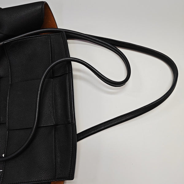 Arco Small Calfskin Black